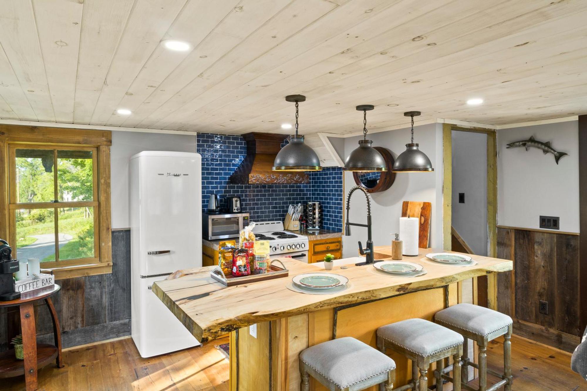 Cozy Two Bedroom Home On Canandaigua Lake Rushville Екстериор снимка