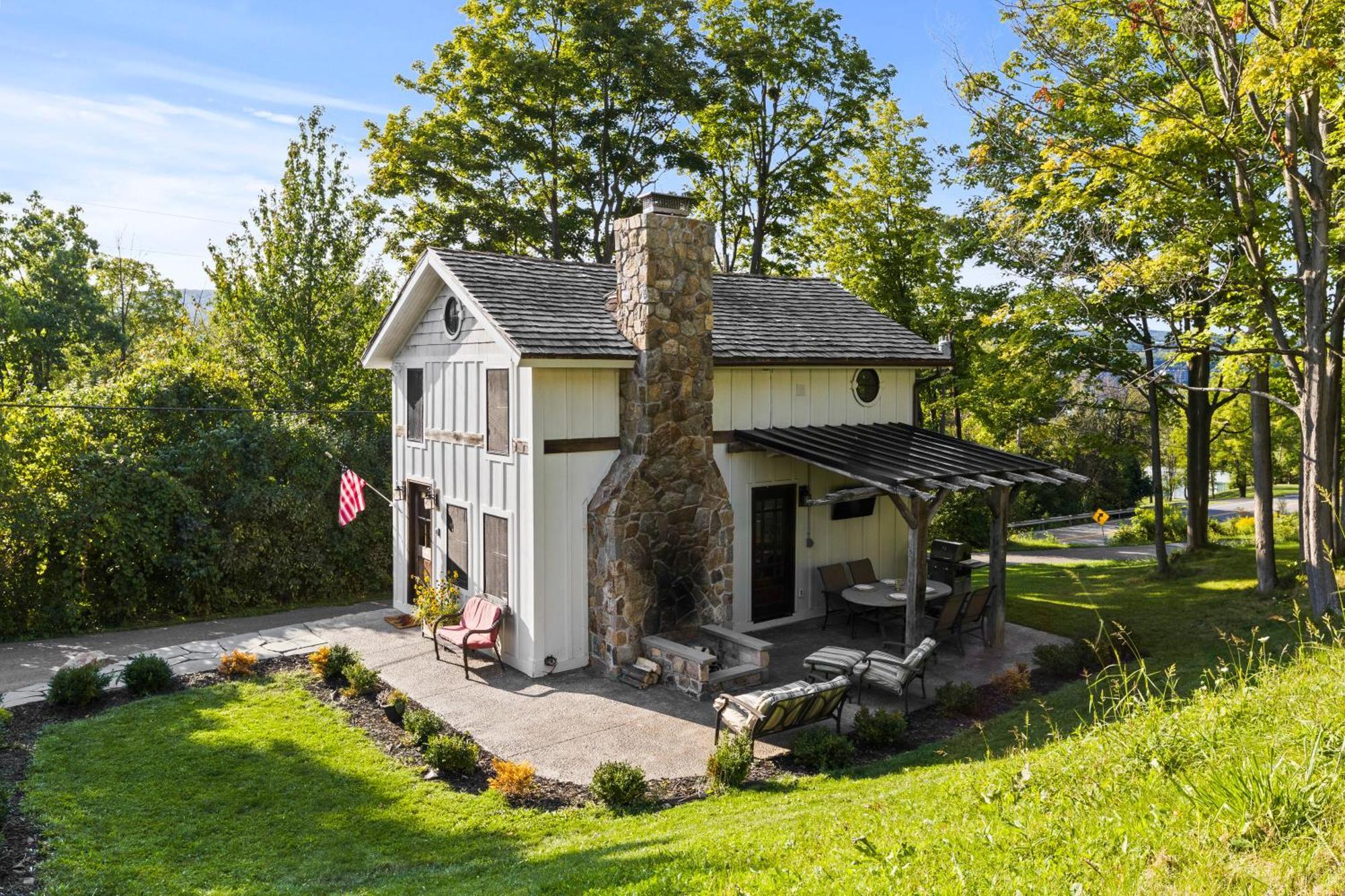 Cozy Two Bedroom Home On Canandaigua Lake Rushville Екстериор снимка